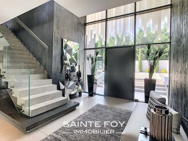 2019356 image10 - Sainte Foy Immobilier - Ce sont des agences immobilières dans l'Ouest Lyonnais spécialisées dans la location de maison ou d'appartement et la vente de propriété de prestige.