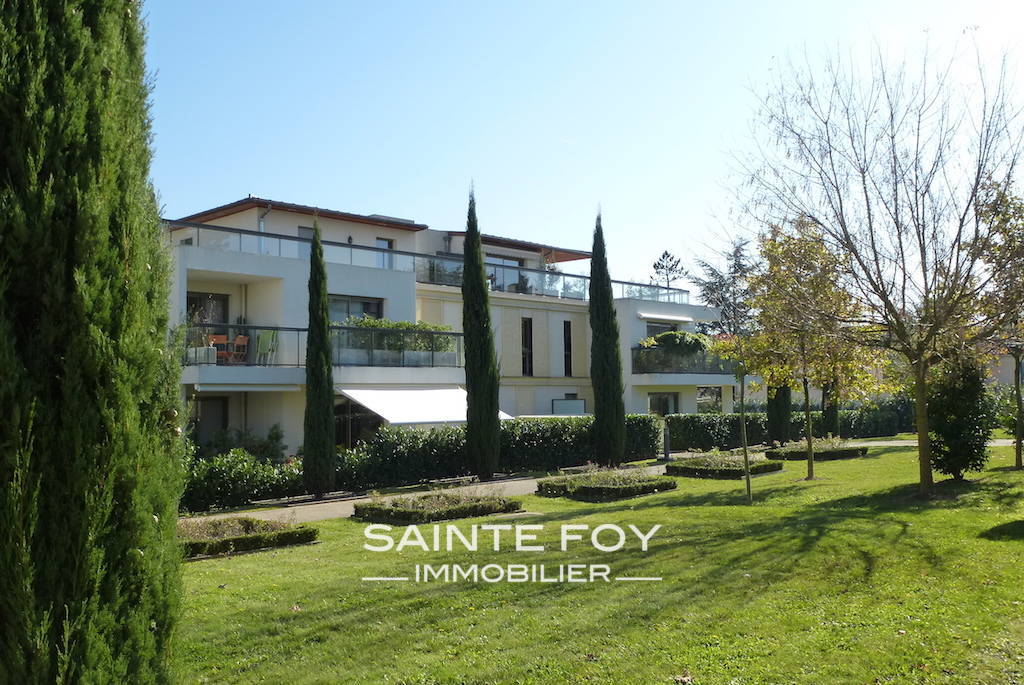 1761409 image1 - Sainte Foy Immobilier - Ce sont des agences immobilières dans l'Ouest Lyonnais spécialisées dans la location de maison ou d'appartement et la vente de propriété de prestige.