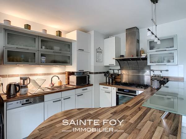 11850500 image3 - Sainte Foy Immobilier - Ce sont des agences immobilières dans l'Ouest Lyonnais spécialisées dans la location de maison ou d'appartement et la vente de propriété de prestige.
