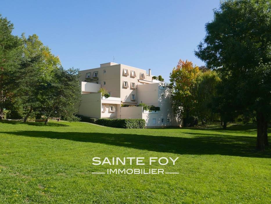 2019354 image1 - Sainte Foy Immobilier - Ce sont des agences immobilières dans l'Ouest Lyonnais spécialisées dans la location de maison ou d'appartement et la vente de propriété de prestige.