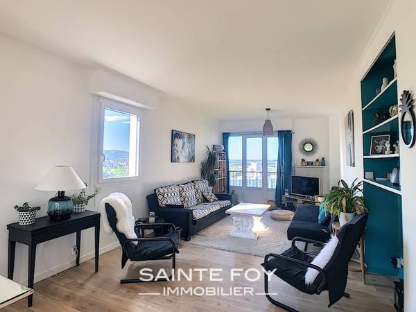 2019375 image3 - Sainte Foy Immobilier - Ce sont des agences immobilières dans l'Ouest Lyonnais spécialisées dans la location de maison ou d'appartement et la vente de propriété de prestige.