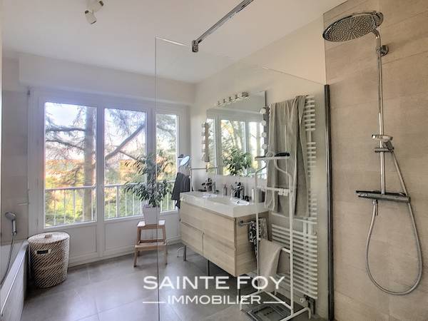 2019375 image6 - Sainte Foy Immobilier - Ce sont des agences immobilières dans l'Ouest Lyonnais spécialisées dans la location de maison ou d'appartement et la vente de propriété de prestige.