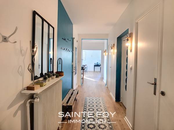 2019375 image9 - Sainte Foy Immobilier - Ce sont des agences immobilières dans l'Ouest Lyonnais spécialisées dans la location de maison ou d'appartement et la vente de propriété de prestige.