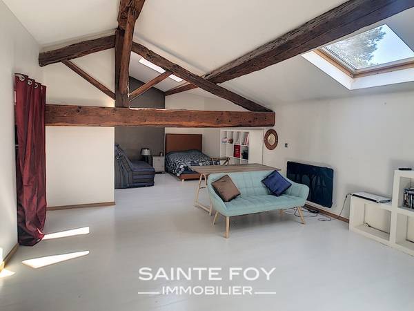 2019403 image6 - Sainte Foy Immobilier - Ce sont des agences immobilières dans l'Ouest Lyonnais spécialisées dans la location de maison ou d'appartement et la vente de propriété de prestige.