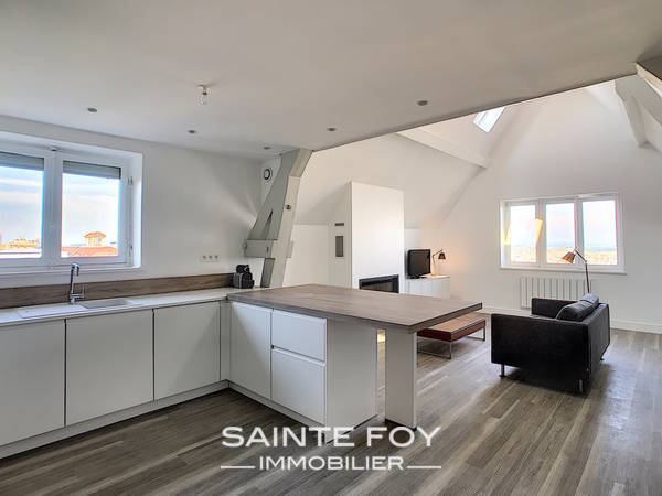 118110 image3 - Sainte Foy Immobilier - Ce sont des agences immobilières dans l'Ouest Lyonnais spécialisées dans la location de maison ou d'appartement et la vente de propriété de prestige.