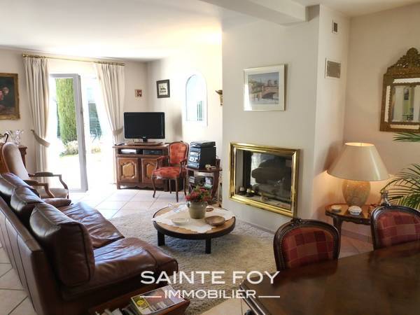 11700 image2 - Sainte Foy Immobilier - Ce sont des agences immobilières dans l'Ouest Lyonnais spécialisées dans la location de maison ou d'appartement et la vente de propriété de prestige.