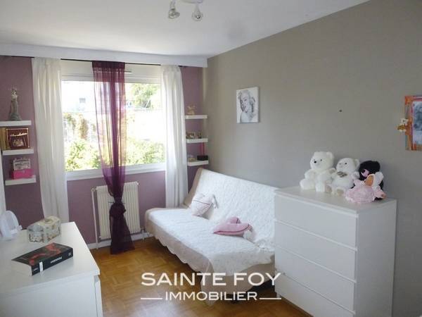 11707 image4 - Sainte Foy Immobilier - Ce sont des agences immobilières dans l'Ouest Lyonnais spécialisées dans la location de maison ou d'appartement et la vente de propriété de prestige.