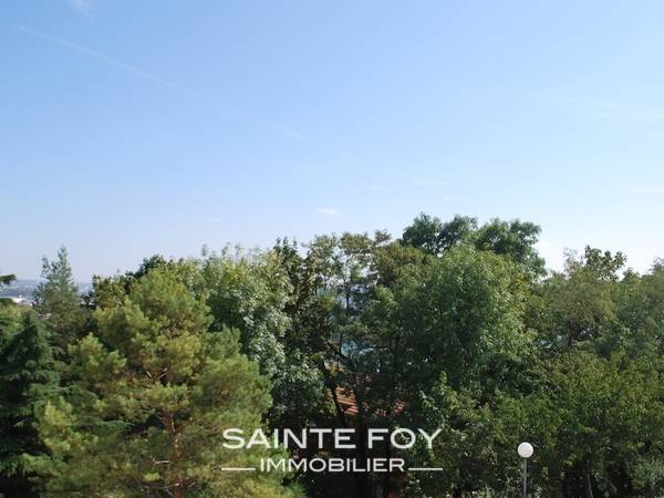 11707 image6 - Sainte Foy Immobilier - Ce sont des agences immobilières dans l'Ouest Lyonnais spécialisées dans la location de maison ou d'appartement et la vente de propriété de prestige.