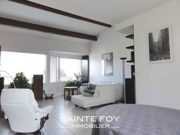 11711 image2 - Sainte Foy Immobilier - Ce sont des agences immobilières dans l'Ouest Lyonnais spécialisées dans la location de maison ou d'appartement et la vente de propriété de prestige.