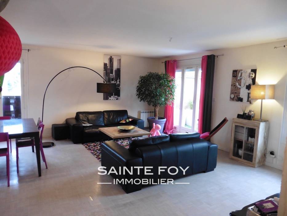 11716 image1 - Sainte Foy Immobilier - Ce sont des agences immobilières dans l'Ouest Lyonnais spécialisées dans la location de maison ou d'appartement et la vente de propriété de prestige.