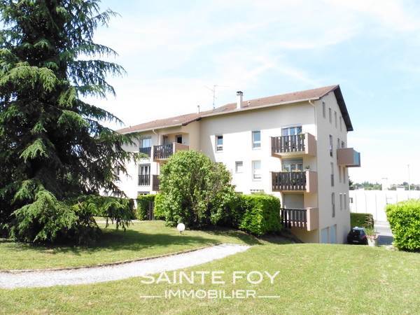 11716 image6 - Sainte Foy Immobilier - Ce sont des agences immobilières dans l'Ouest Lyonnais spécialisées dans la location de maison ou d'appartement et la vente de propriété de prestige.