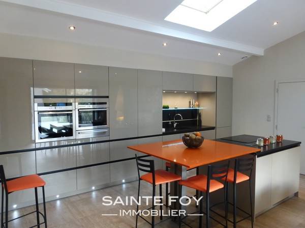 11782 image2 - Sainte Foy Immobilier - Ce sont des agences immobilières dans l'Ouest Lyonnais spécialisées dans la location de maison ou d'appartement et la vente de propriété de prestige.