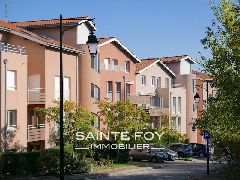 17678 image1 - Sainte Foy Immobilier - Ce sont des agences immobilières dans l'Ouest Lyonnais spécialisées dans la location de maison ou d'appartement et la vente de propriété de prestige.