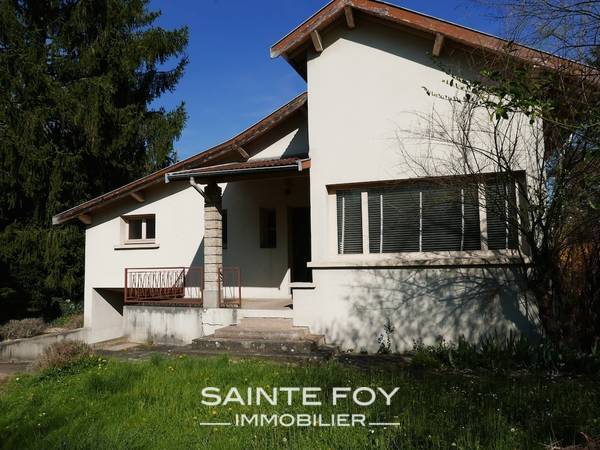 11783 image2 - Sainte Foy Immobilier - Ce sont des agences immobilières dans l'Ouest Lyonnais spécialisées dans la location de maison ou d'appartement et la vente de propriété de prestige.