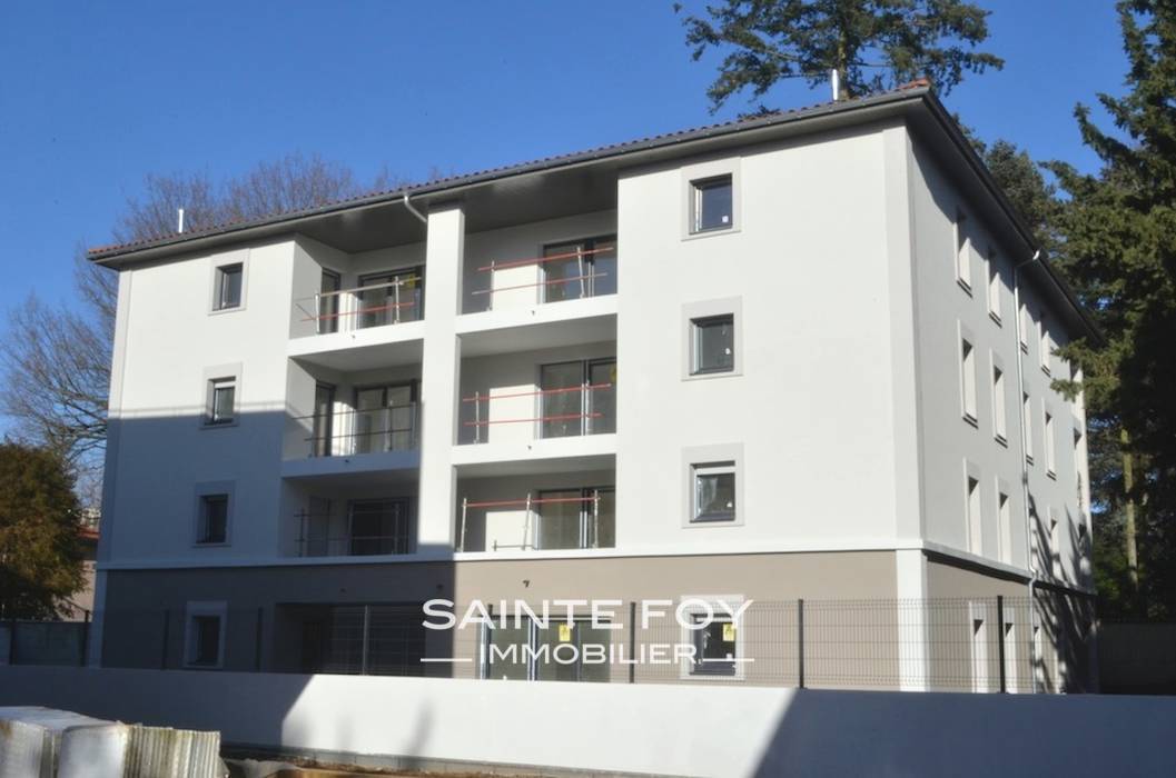 11869 image1 - Sainte Foy Immobilier - Ce sont des agences immobilières dans l'Ouest Lyonnais spécialisées dans la location de maison ou d'appartement et la vente de propriété de prestige.