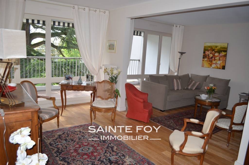 11906 image1 - Sainte Foy Immobilier - Ce sont des agences immobilières dans l'Ouest Lyonnais spécialisées dans la location de maison ou d'appartement et la vente de propriété de prestige.