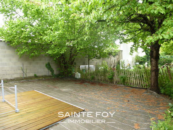 11951 image6 - Sainte Foy Immobilier - Ce sont des agences immobilières dans l'Ouest Lyonnais spécialisées dans la location de maison ou d'appartement et la vente de propriété de prestige.