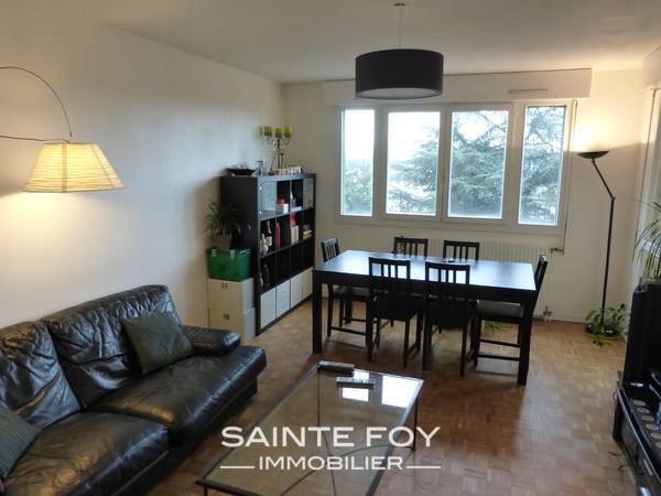 11987 image3 - Sainte Foy Immobilier - Ce sont des agences immobilières dans l'Ouest Lyonnais spécialisées dans la location de maison ou d'appartement et la vente de propriété de prestige.