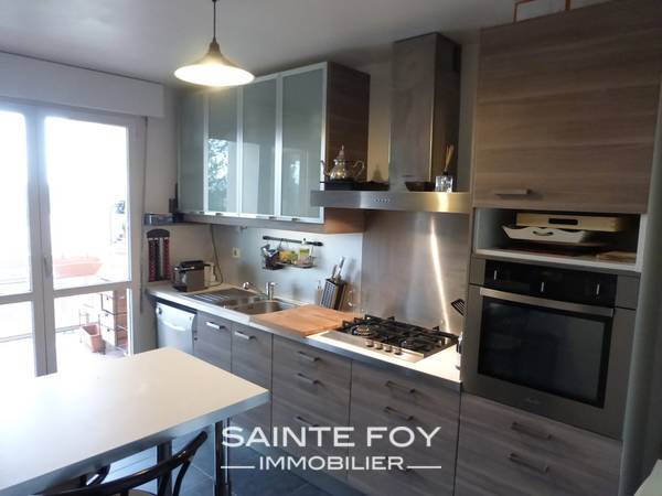 11987 image4 - Sainte Foy Immobilier - Ce sont des agences immobilières dans l'Ouest Lyonnais spécialisées dans la location de maison ou d'appartement et la vente de propriété de prestige.