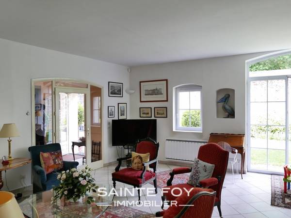 11989 image2 - Sainte Foy Immobilier - Ce sont des agences immobilières dans l'Ouest Lyonnais spécialisées dans la location de maison ou d'appartement et la vente de propriété de prestige.