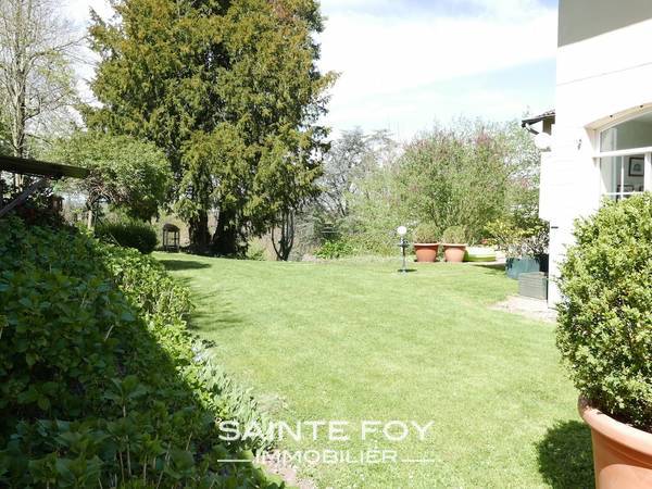 11989 image5 - Sainte Foy Immobilier - Ce sont des agences immobilières dans l'Ouest Lyonnais spécialisées dans la location de maison ou d'appartement et la vente de propriété de prestige.