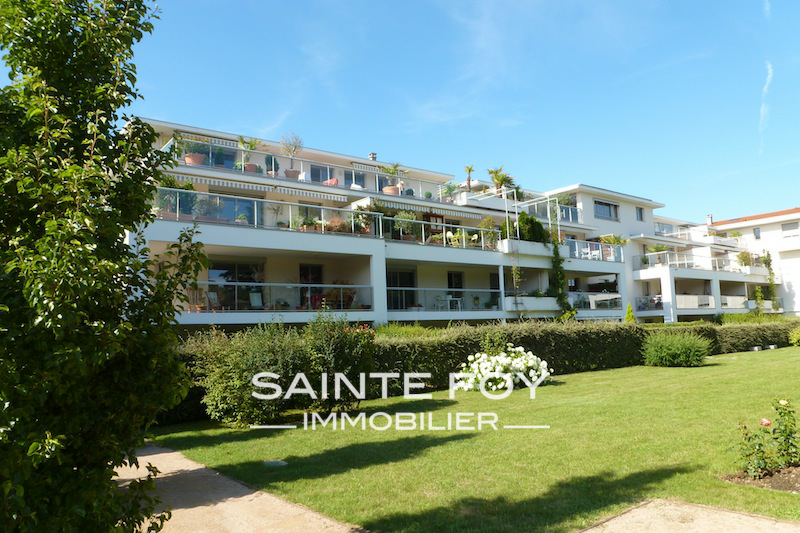 12080 image1 - Sainte Foy Immobilier - Ce sont des agences immobilières dans l'Ouest Lyonnais spécialisées dans la location de maison ou d'appartement et la vente de propriété de prestige.
