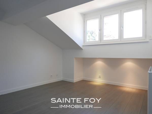 12117 image4 - Sainte Foy Immobilier - Ce sont des agences immobilières dans l'Ouest Lyonnais spécialisées dans la location de maison ou d'appartement et la vente de propriété de prestige.