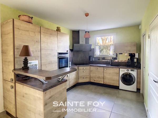 2019738 image2 - Sainte Foy Immobilier - Ce sont des agences immobilières dans l'Ouest Lyonnais spécialisées dans la location de maison ou d'appartement et la vente de propriété de prestige.