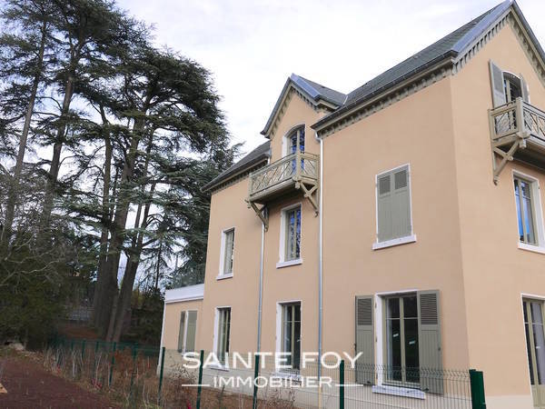 12207 image4 - Sainte Foy Immobilier - Ce sont des agences immobilières dans l'Ouest Lyonnais spécialisées dans la location de maison ou d'appartement et la vente de propriété de prestige.