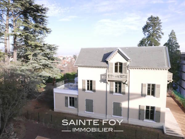 12207 image5 - Sainte Foy Immobilier - Ce sont des agences immobilières dans l'Ouest Lyonnais spécialisées dans la location de maison ou d'appartement et la vente de propriété de prestige.