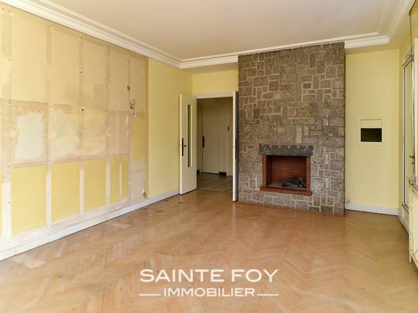 118294 image3 - Sainte Foy Immobilier - Ce sont des agences immobilières dans l'Ouest Lyonnais spécialisées dans la location de maison ou d'appartement et la vente de propriété de prestige.
