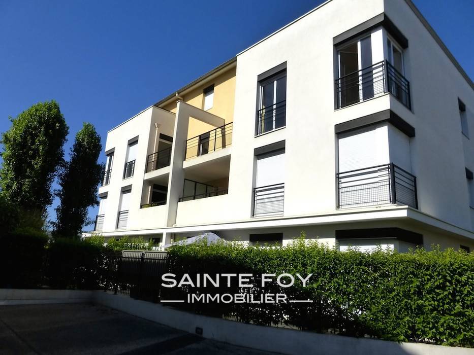 12363 image1 - Sainte Foy Immobilier - Ce sont des agences immobilières dans l'Ouest Lyonnais spécialisées dans la location de maison ou d'appartement et la vente de propriété de prestige.