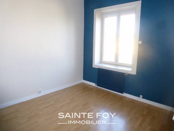 12571 image6 - Sainte Foy Immobilier - Ce sont des agences immobilières dans l'Ouest Lyonnais spécialisées dans la location de maison ou d'appartement et la vente de propriété de prestige.