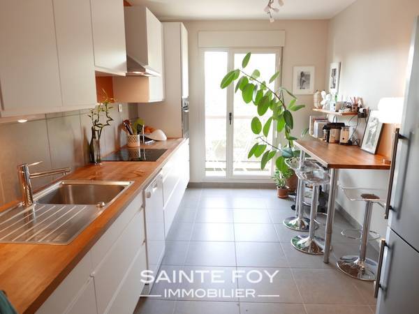 12575 image3 - Sainte Foy Immobilier - Ce sont des agences immobilières dans l'Ouest Lyonnais spécialisées dans la location de maison ou d'appartement et la vente de propriété de prestige.