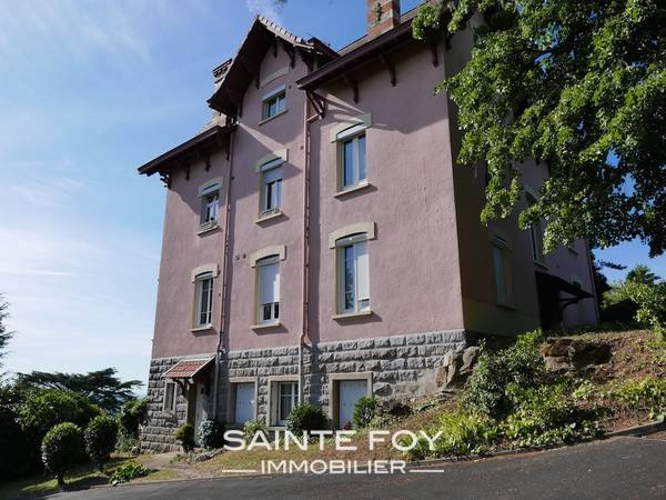 12616 image3 - Sainte Foy Immobilier - Ce sont des agences immobilières dans l'Ouest Lyonnais spécialisées dans la location de maison ou d'appartement et la vente de propriété de prestige.