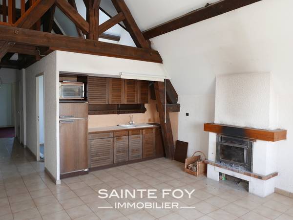 12616 image4 - Sainte Foy Immobilier - Ce sont des agences immobilières dans l'Ouest Lyonnais spécialisées dans la location de maison ou d'appartement et la vente de propriété de prestige.