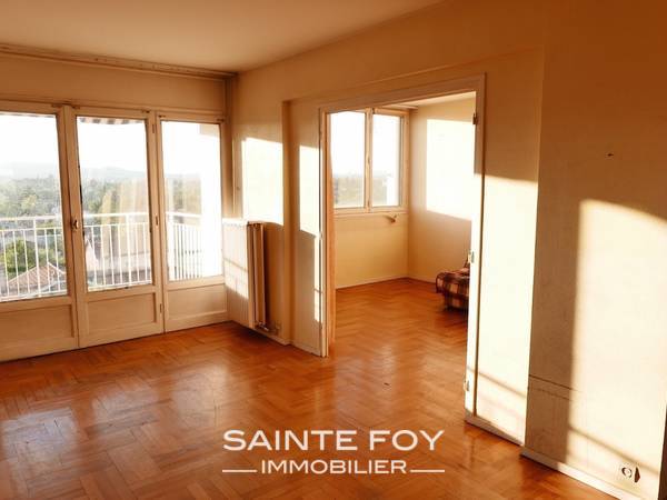 12661 image3 - Sainte Foy Immobilier - Ce sont des agences immobilières dans l'Ouest Lyonnais spécialisées dans la location de maison ou d'appartement et la vente de propriété de prestige.