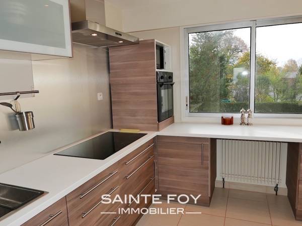 12822 image6 - Sainte Foy Immobilier - Ce sont des agences immobilières dans l'Ouest Lyonnais spécialisées dans la location de maison ou d'appartement et la vente de propriété de prestige.