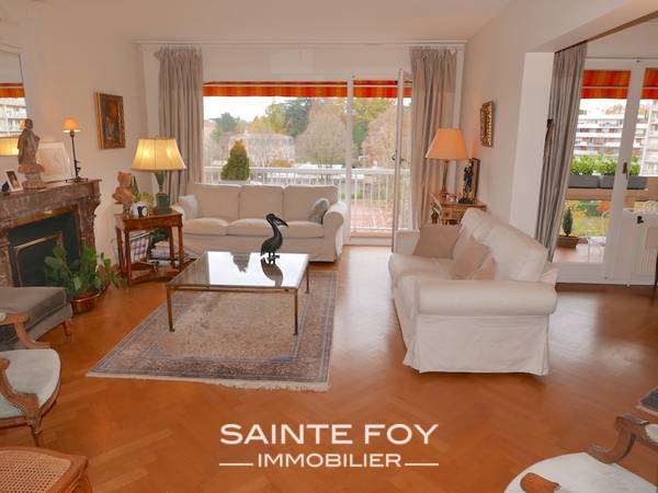 12825 image2 - Sainte Foy Immobilier - Ce sont des agences immobilières dans l'Ouest Lyonnais spécialisées dans la location de maison ou d'appartement et la vente de propriété de prestige.