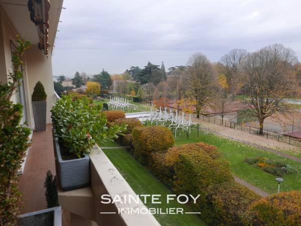 12825 image6 - Sainte Foy Immobilier - Ce sont des agences immobilières dans l'Ouest Lyonnais spécialisées dans la location de maison ou d'appartement et la vente de propriété de prestige.