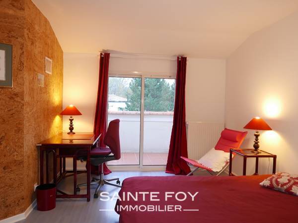 12871 image5 - Sainte Foy Immobilier - Ce sont des agences immobilières dans l'Ouest Lyonnais spécialisées dans la location de maison ou d'appartement et la vente de propriété de prestige.