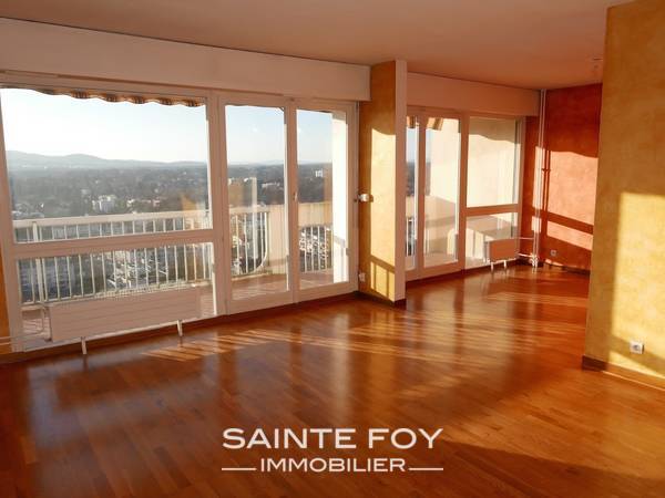 12940 image2 - Sainte Foy Immobilier - Ce sont des agences immobilières dans l'Ouest Lyonnais spécialisées dans la location de maison ou d'appartement et la vente de propriété de prestige.
