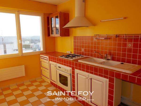 12941 image4 - Sainte Foy Immobilier - Ce sont des agences immobilières dans l'Ouest Lyonnais spécialisées dans la location de maison ou d'appartement et la vente de propriété de prestige.