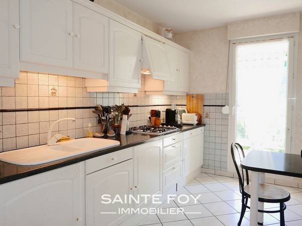 13006 image4 - Sainte Foy Immobilier - Ce sont des agences immobilières dans l'Ouest Lyonnais spécialisées dans la location de maison ou d'appartement et la vente de propriété de prestige.