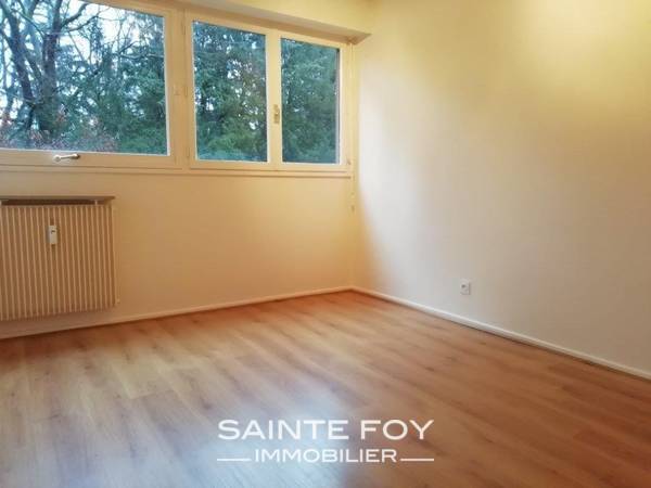 11003 image5 - Sainte Foy Immobilier - Ce sont des agences immobilières dans l'Ouest Lyonnais spécialisées dans la location de maison ou d'appartement et la vente de propriété de prestige.