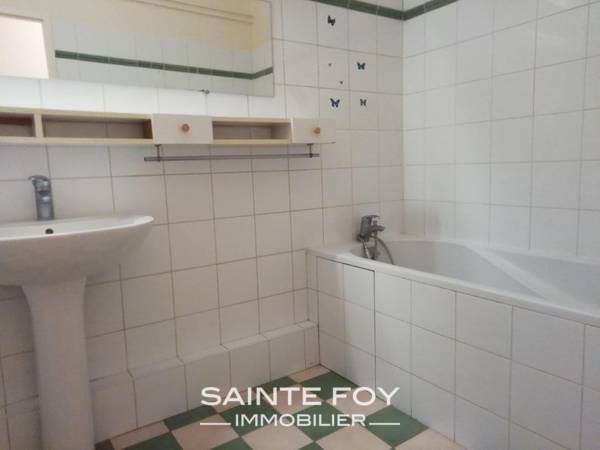 11003 image6 - Sainte Foy Immobilier - Ce sont des agences immobilières dans l'Ouest Lyonnais spécialisées dans la location de maison ou d'appartement et la vente de propriété de prestige.