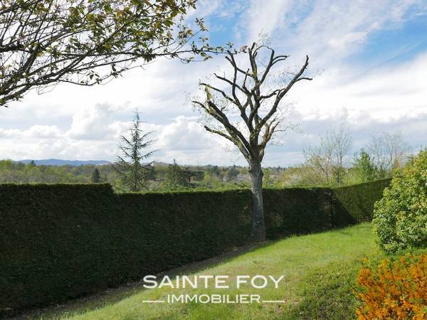 13152 image6 - Sainte Foy Immobilier - Ce sont des agences immobilières dans l'Ouest Lyonnais spécialisées dans la location de maison ou d'appartement et la vente de propriété de prestige.