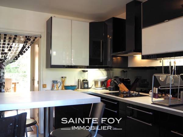 13354 image4 - Sainte Foy Immobilier - Ce sont des agences immobilières dans l'Ouest Lyonnais spécialisées dans la location de maison ou d'appartement et la vente de propriété de prestige.