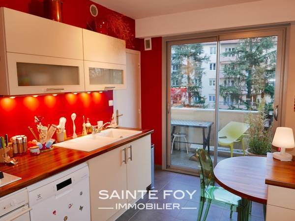 13394 image4 - Sainte Foy Immobilier - Ce sont des agences immobilières dans l'Ouest Lyonnais spécialisées dans la location de maison ou d'appartement et la vente de propriété de prestige.