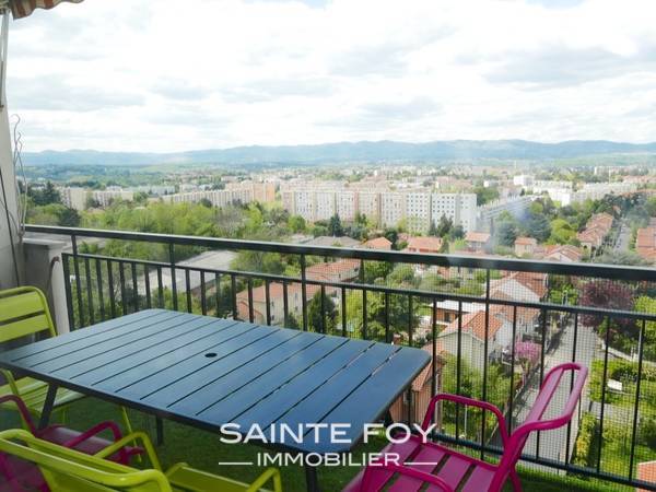 13430 image2 - Sainte Foy Immobilier - Ce sont des agences immobilières dans l'Ouest Lyonnais spécialisées dans la location de maison ou d'appartement et la vente de propriété de prestige.